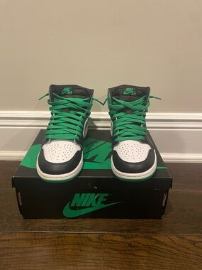 Nike Air Jordan 1 retro high OG luck green - men’s size 7